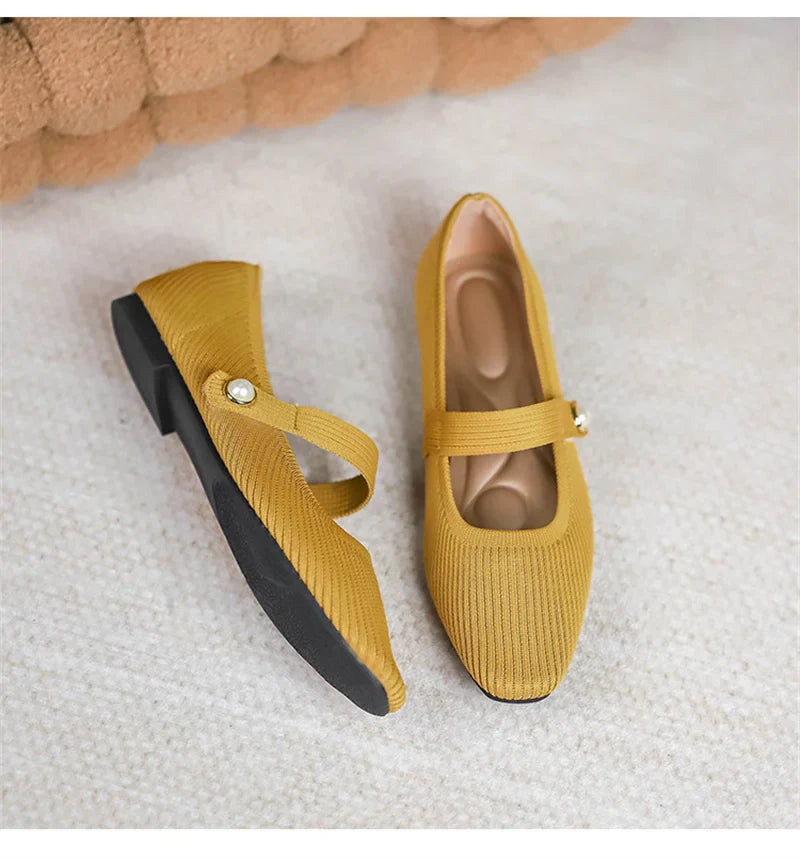 The Mollita Lisbon Elastic Ballet Flats (heel 1 cm)