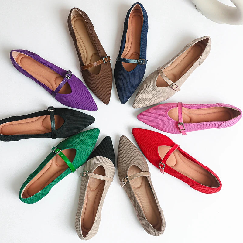 Die Seoul Mary Janes aus spitzem Strick