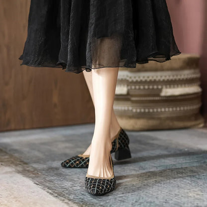 The Élégance Paris Pointed Knit Pumps (heel 3.5 cm)