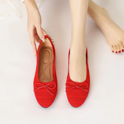 The Tasié Bordeaux Elastic Ballet Flats (heel 1 cm)