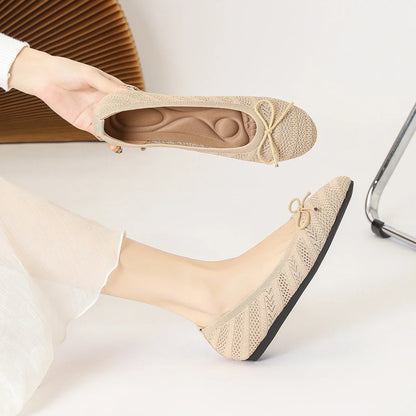 The Tasié Bordeaux Elastic Ballet Flats (heel 1 cm)
