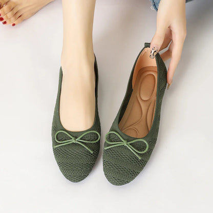 The Tasié Bordeaux Elastic Ballet Flats (heel 1 cm)