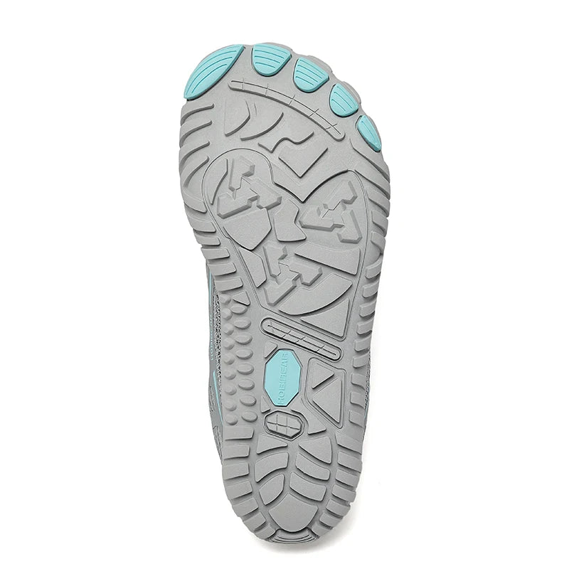 CloudStep Flow – Breathable & Flexible Unisex Barefoot-Inspired Shoe