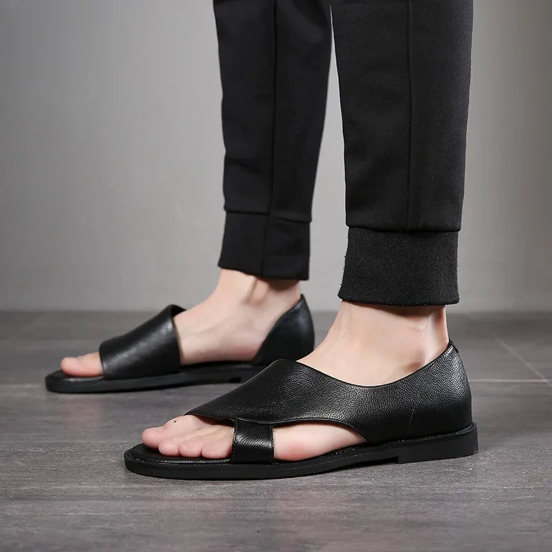 Abu Dhabi - Schwarze Ledersandalen für Herren mit bedecktem Absatz