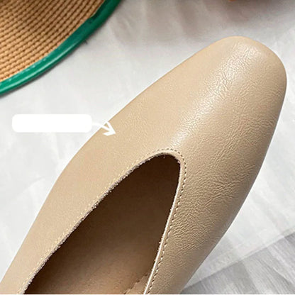 The Bianco Paris Square-Toe Leather Flats (heel 1 cm)