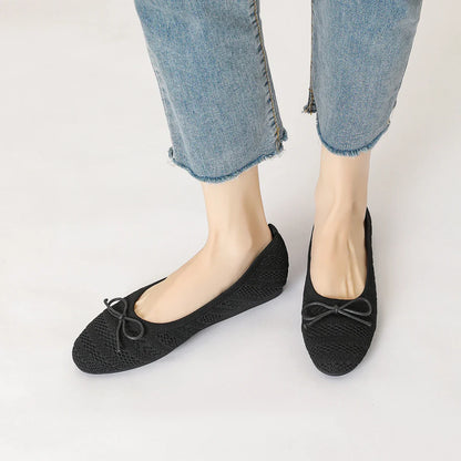 The Tasié Bordeaux Elastic Ballet Flats (heel 1 cm)