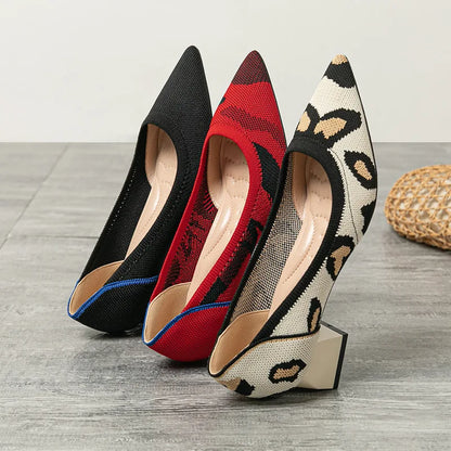 The Élégance Cosmopolitan Pointed Knit Pumps (heel 3.5 cm)