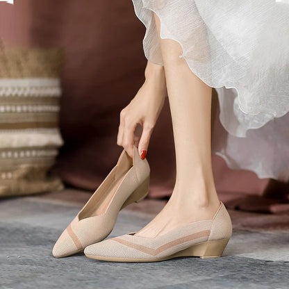 The Élan™ Vienna Pointed Wedge Knit Pumps (heel 4 cm)