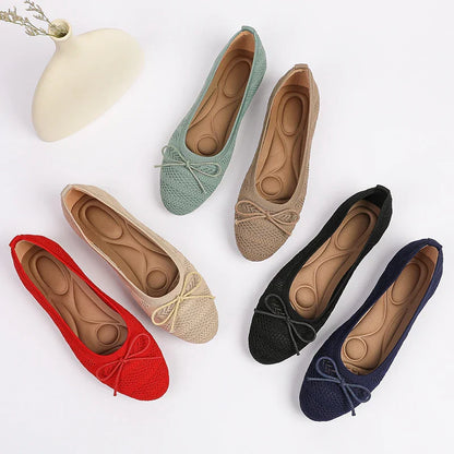 The Tasié Bordeaux Elastic Ballet Flats (heel 1 cm)