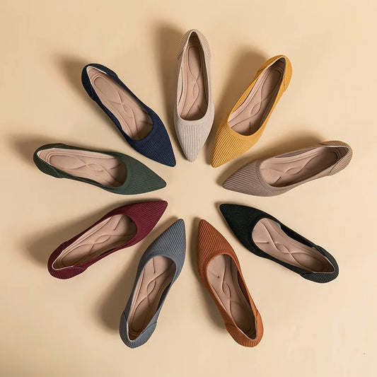 The Harmonie Vienna Pointed Knit Kitten Heels (heel 3 cm)
