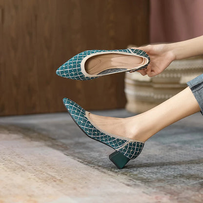 The Élégance Paris Pointed Knit Pumps (heel 3.5 cm)