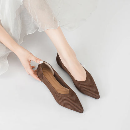 The Élanza Seoul Pointed Knit Flats (heel 1 cm)